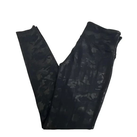 SPANX Faux Leather Camo Leggings Matte/Shine Black High Waisted Pants Size L - Picture 7 of 9